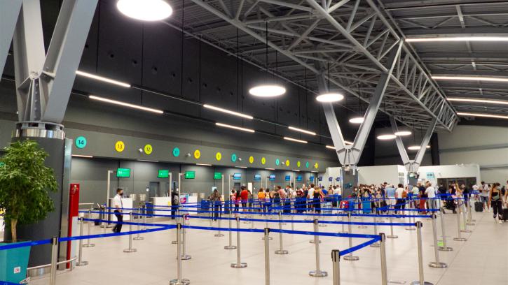 flughafen-thessaloniki-ticket-schalter